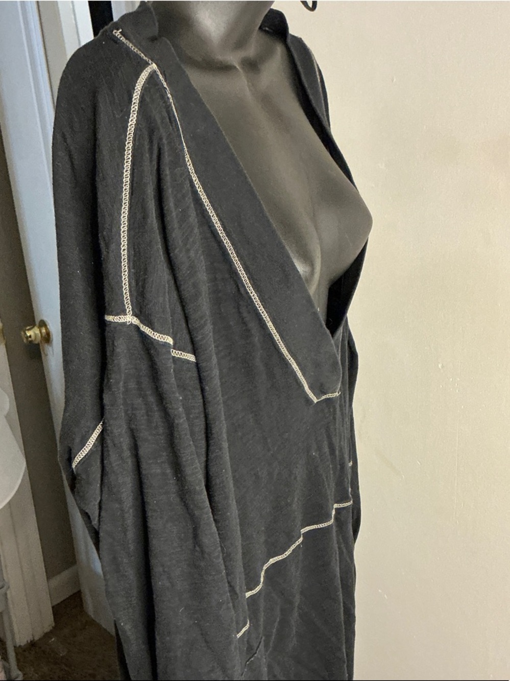 NATURAL LIFE Black V-Neck Long-Sleeve Jumpsuit with Contrast Stitching - Picture 5 of 10